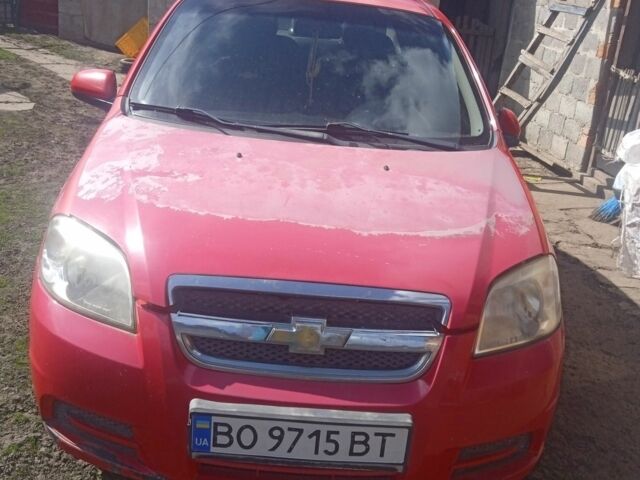 Красный Шевроле Авео, объемом двигателя 1.5 л и пробегом 150 тыс. км за 2850 $, фото 1 на Automoto.ua