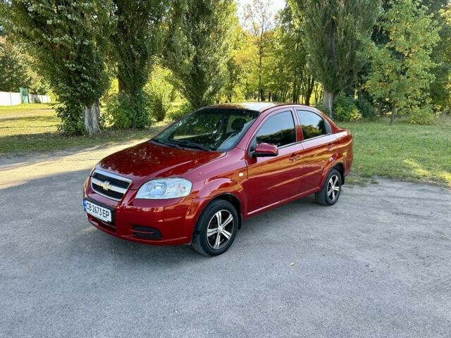 Красный Шевроле Авео, объемом двигателя 1.5 л и пробегом 215 тыс. км за 3800 $, фото 1 на Automoto.ua