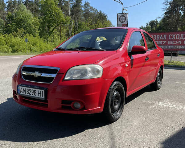 Червоний Шевроле Авео, об'ємом двигуна 1.5 л та пробігом 160 тис. км за 3800 $, фото 1 на Automoto.ua