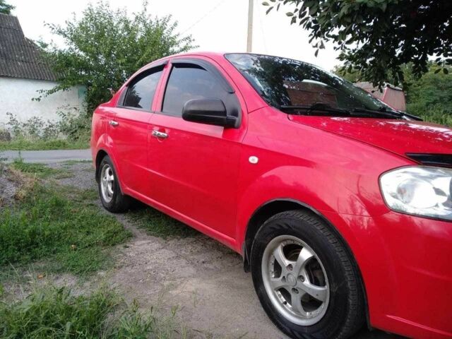 Красный Шевроле Авео, объемом двигателя 1.5 л и пробегом 3 тыс. км за 3500 $, фото 1 на Automoto.ua