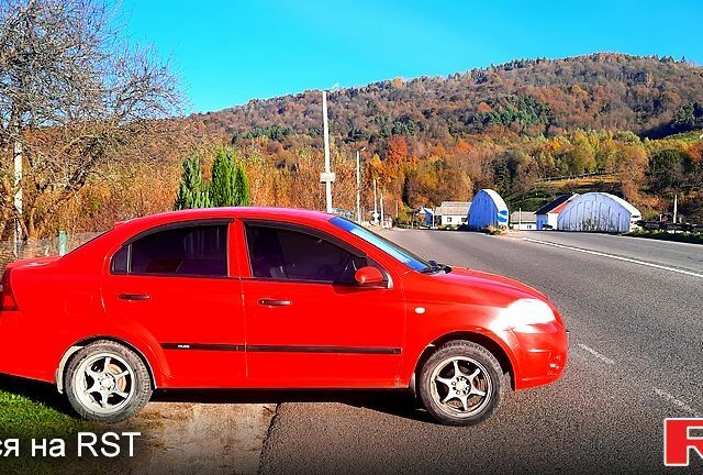 Червоний Шевроле Авео, об'ємом двигуна 1.5 л та пробігом 400 тис. км за 3000 $, фото 1 на Automoto.ua