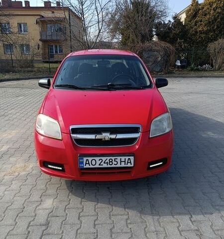 Красный Шевроле Авео, объемом двигателя 1.15 л и пробегом 156 тыс. км за 2700 $, фото 1 на Automoto.ua