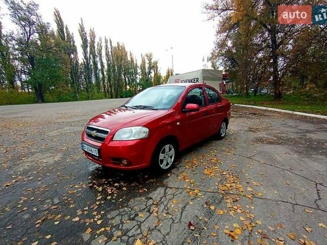 Червоний Шевроле Авео, об'ємом двигуна 1.5 л та пробігом 280 тис. км за 4600 $, фото 1 на Automoto.ua