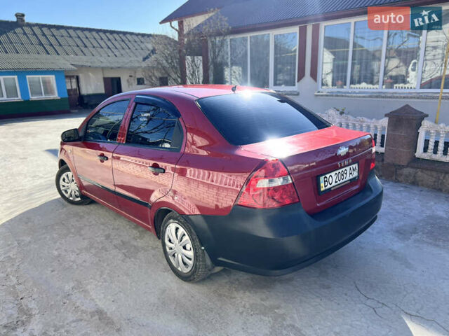 Червоний Шевроле Авео, об'ємом двигуна 1.5 л та пробігом 178 тис. км за 2999 $, фото 1 на Automoto.ua