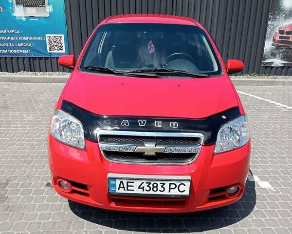 Красный Шевроле Авео, объемом двигателя 1.5 л и пробегом 83 тыс. км за 6600 $, фото 1 на Automoto.ua