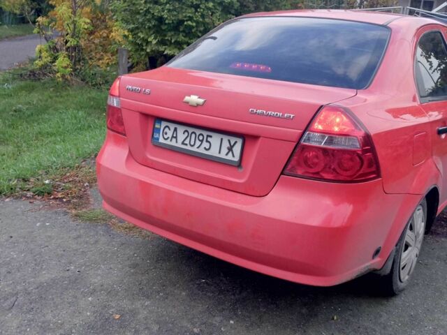 Красный Шевроле Авео, объемом двигателя 1.5 л и пробегом 22 тыс. км за 3500 $, фото 1 на Automoto.ua
