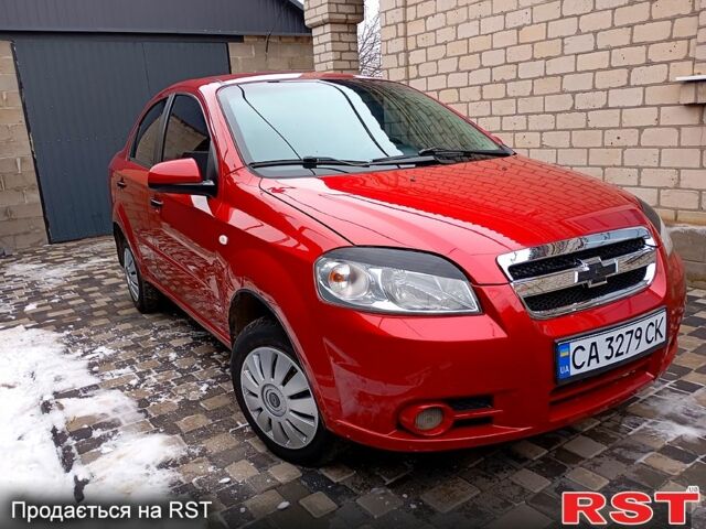 Красный Шевроле Авео, объемом двигателя 1.5 л и пробегом 157 тыс. км за 3600 $, фото 1 на Automoto.ua