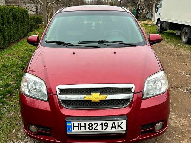 Красный Шевроле Авео, объемом двигателя 1.6 л и пробегом 250 тыс. км за 3500 $, фото 1 на Automoto.ua