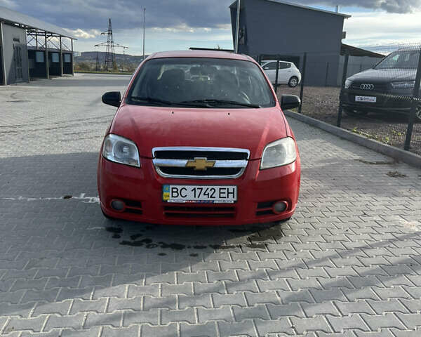 Червоний Шевроле Авео, об'ємом двигуна 1.5 л та пробігом 181 тис. км за 2700 $, фото 1 на Automoto.ua
