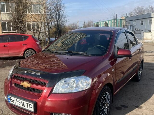 Красный Шевроле Авео, объемом двигателя 1.6 л и пробегом 173 тыс. км за 3800 $, фото 1 на Automoto.ua