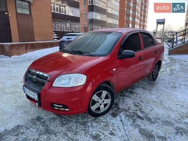 Красный Шевроле Авео, объемом двигателя 1.5 л и пробегом 298 тыс. км за 2350 $, фото 1 на Automoto.ua