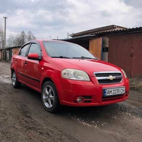 Червоний Шевроле Авео, об'ємом двигуна 0.15 л та пробігом 196 тис. км за 4700 $, фото 1 на Automoto.ua