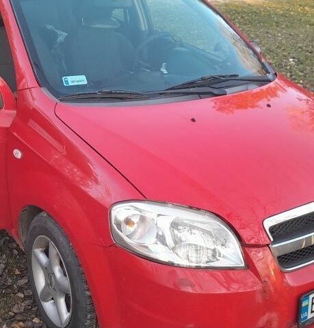 Красный Шевроле Авео, объемом двигателя 1.2 л и пробегом 280 тыс. км за 3600 $, фото 1 на Automoto.ua