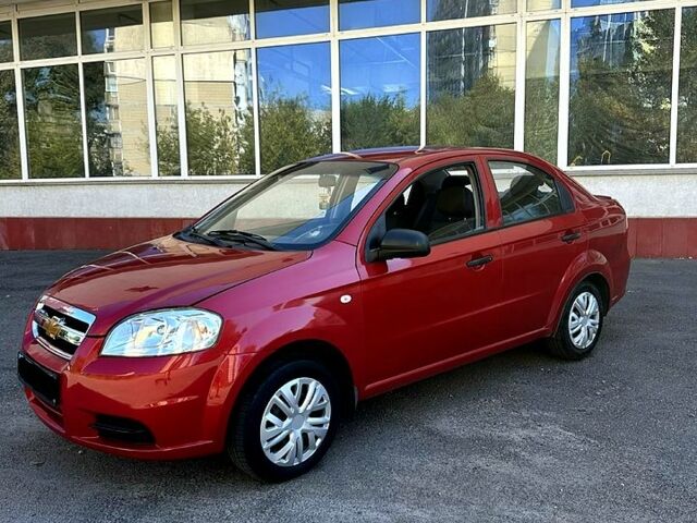 Червоний Шевроле Авео, об'ємом двигуна 1.5 л та пробігом 245 тис. км за 3500 $, фото 1 на Automoto.ua