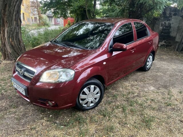 Червоний Шевроле Авео, об'ємом двигуна 1.5 л та пробігом 161 тис. км за 4002 $, фото 1 на Automoto.ua