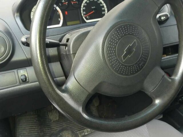 Червоний Шевроле Авео, об'ємом двигуна 1.5 л та пробігом 88 тис. км за 4000 $, фото 1 на Automoto.ua