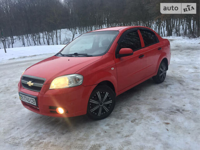 Красный Шевроле Авео, объемом двигателя 1.5 л и пробегом 137 тыс. км за 4500 $, фото 1 на Automoto.ua