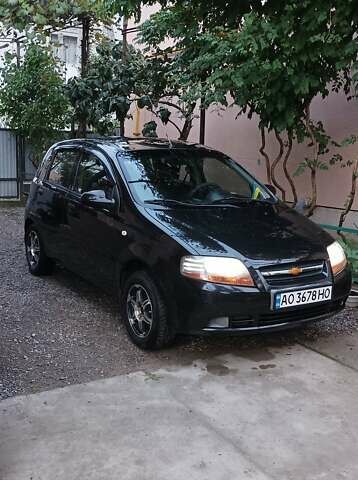 Шевроле Авео, объемом двигателя 1.5 л и пробегом 130 тыс. км за 4000 $, фото 1 на Automoto.ua