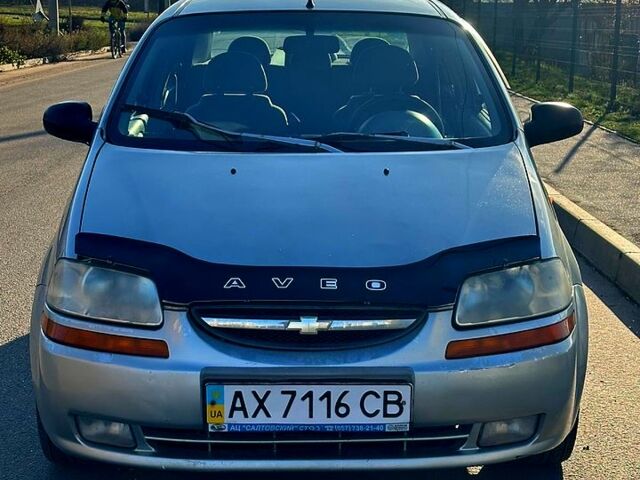 Шевроле Авео, объемом двигателя 1.5 л и пробегом 250 тыс. км за 2100 $, фото 1 на Automoto.ua