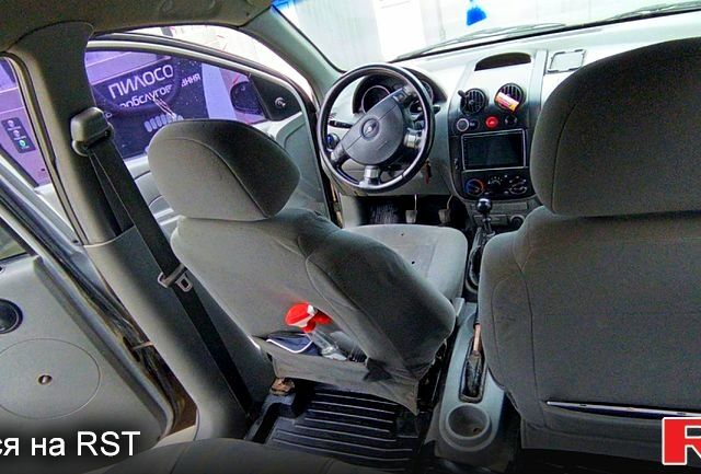 Шевроле Авео, объемом двигателя 1.5 л и пробегом 167 тыс. км за 2500 $, фото 1 на Automoto.ua