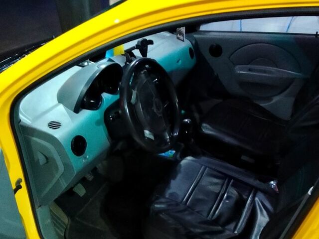 Шевроле Авео, объемом двигателя 15 л и пробегом 333 тыс. км за 1800 $, фото 1 на Automoto.ua