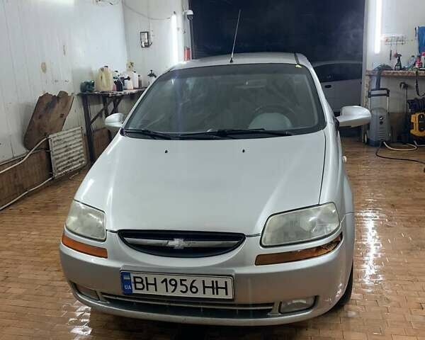 Шевроле Авео, объемом двигателя 1.5 л и пробегом 230 тыс. км за 2800 $, фото 1 на Automoto.ua