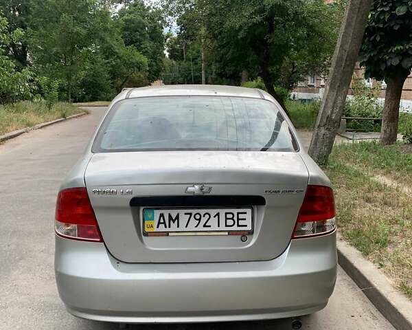 Шевроле Авео, объемом двигателя 1.5 л и пробегом 310 тыс. км за 2400 $, фото 1 на Automoto.ua