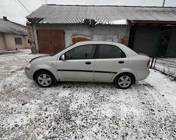 Шевроле Авео, об'ємом двигуна 1.5 л та пробігом 168 тис. км за 2600 $, фото 1 на Automoto.ua