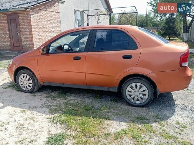 Шевроле Авео, объемом двигателя 1.5 л и пробегом 180 тыс. км за 2300 $, фото 1 на Automoto.ua