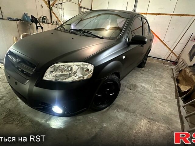 Шевроле Авео, объемом двигателя 1.5 л и пробегом 20 тыс. км за 5500 $, фото 1 на Automoto.ua