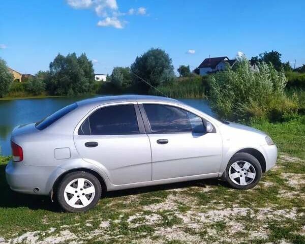 Шевроле Авео, об'ємом двигуна 1.5 л та пробігом 230 тис. км за 2600 $, фото 1 на Automoto.ua