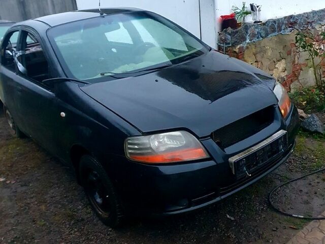 Шевроле Авео, объемом двигателя 1.5 л и пробегом 230 тыс. км за 750 $, фото 1 на Automoto.ua