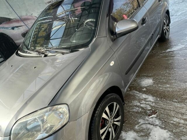 Шевроле Авео, об'ємом двигуна 1.5 л та пробігом 300 тис. км за 2599 $, фото 1 на Automoto.ua