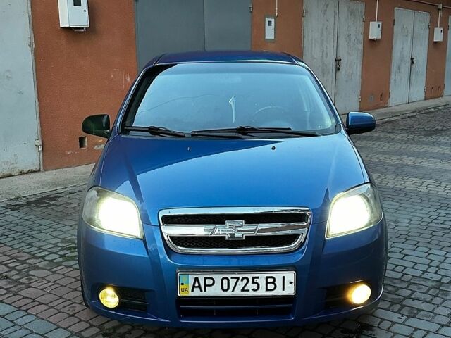 Шевроле Авео, об'ємом двигуна 1.6 л та пробігом 270 тис. км за 2500 $, фото 1 на Automoto.ua