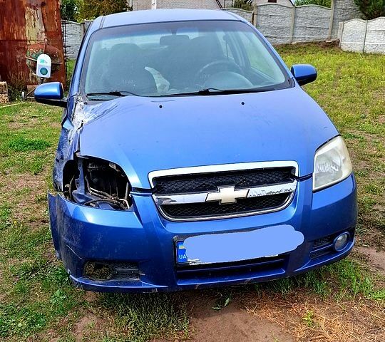 Шевроле Авео, объемом двигателя 1.5 л и пробегом 115 тыс. км за 1500 $, фото 1 на Automoto.ua