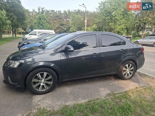 Шевроле Авео, объемом двигателя 1.4 л и пробегом 72 тыс. км за 9500 $, фото 1 на Automoto.ua