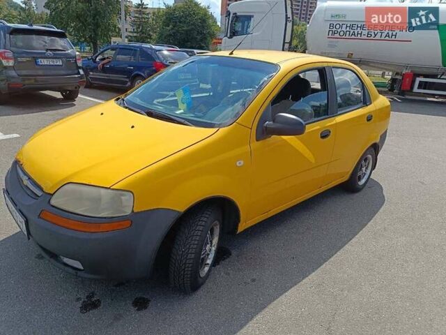 Жовтий Шевроле Авео, об'ємом двигуна 1.5 л та пробігом 200 тис. км за 1700 $, фото 1 на Automoto.ua