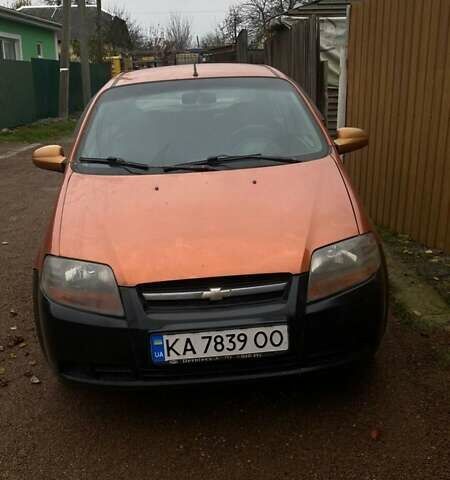 Желтый Шевроле Авео, объемом двигателя 1.5 л и пробегом 584 тыс. км за 2150 $, фото 1 на Automoto.ua