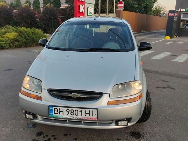 Сірий Шевроле Авео, об'ємом двигуна 1.2 л та пробігом 100 тис. км за 2999 $, фото 1 на Automoto.ua