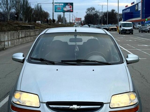 Сірий Шевроле Авео, об'ємом двигуна 1.5 л та пробігом 198 тис. км за 2750 $, фото 1 на Automoto.ua