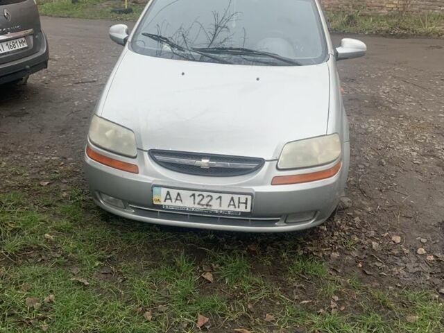 Серый Шевроле Авео, объемом двигателя 1.5 л и пробегом 450 тыс. км за 1500 $, фото 1 на Automoto.ua