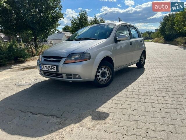 Сірий Шевроле Авео, об'ємом двигуна 1.5 л та пробігом 315 тис. км за 1999 $, фото 1 на Automoto.ua