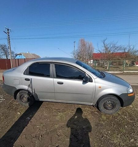 Серый Шевроле Авео, объемом двигателя 1.5 л и пробегом 276 тыс. км за 3000 $, фото 1 на Automoto.ua