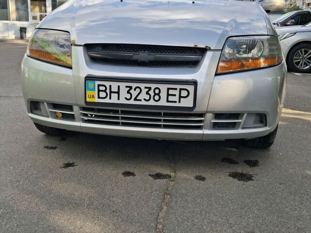 Сірий Шевроле Авео, об'ємом двигуна 1.5 л та пробігом 299 тис. км за 2200 $, фото 1 на Automoto.ua