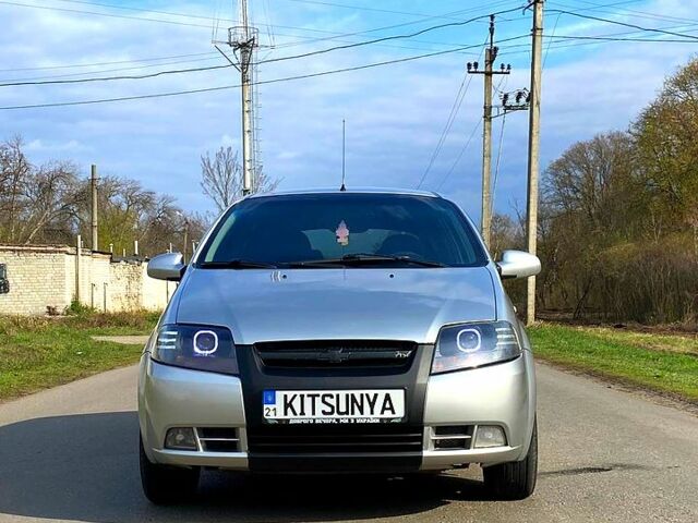 Серый Шевроле Авео, объемом двигателя 15 л и пробегом 234 тыс. км за 3600 $, фото 1 на Automoto.ua