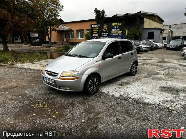 Серый Шевроле Авео, объемом двигателя 1.5 л и пробегом 189 тыс. км за 2500 $, фото 1 на Automoto.ua