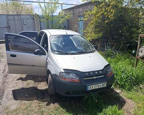 Серый Шевроле Авео, объемом двигателя 1.5 л и пробегом 269 тыс. км за 1500 $, фото 1 на Automoto.ua