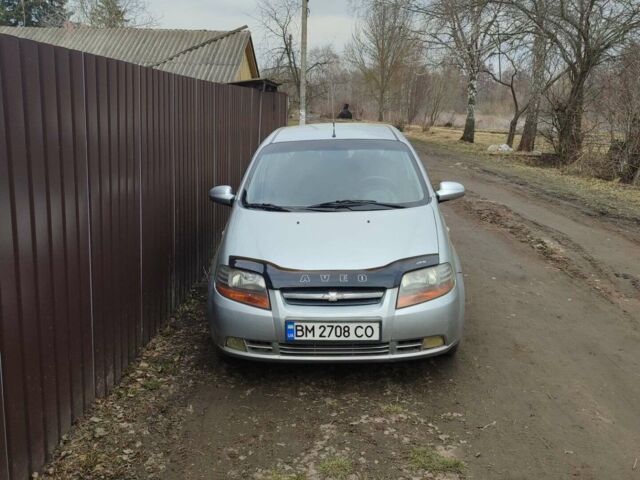 Серый Шевроле Авео, объемом двигателя 1.6 л и пробегом 260 тыс. км за 3100 $, фото 1 на Automoto.ua