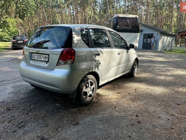 Сірий Шевроле Авео, об'ємом двигуна 1.5 л та пробігом 208 тис. км за 2400 $, фото 1 на Automoto.ua