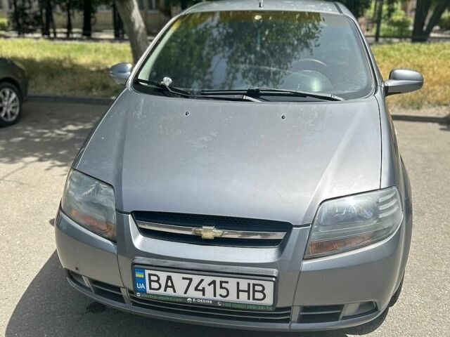 Серый Шевроле Авео, объемом двигателя 1.5 л и пробегом 206 тыс. км за 3200 $, фото 1 на Automoto.ua